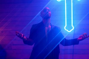 Heaven - Dyllon Burnside feat. Daley